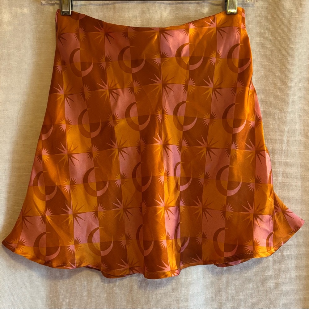 Dress Forum Satin Mini Skirt Orange Pink Celestial Print Y2K Small